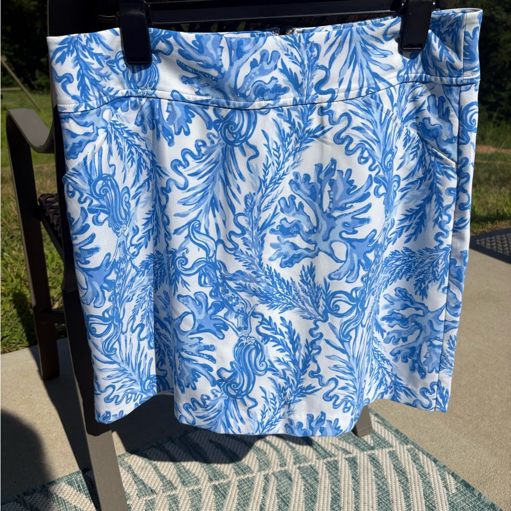 Lilly Pulitzer Blue and White Skort - Picture 2 of 4